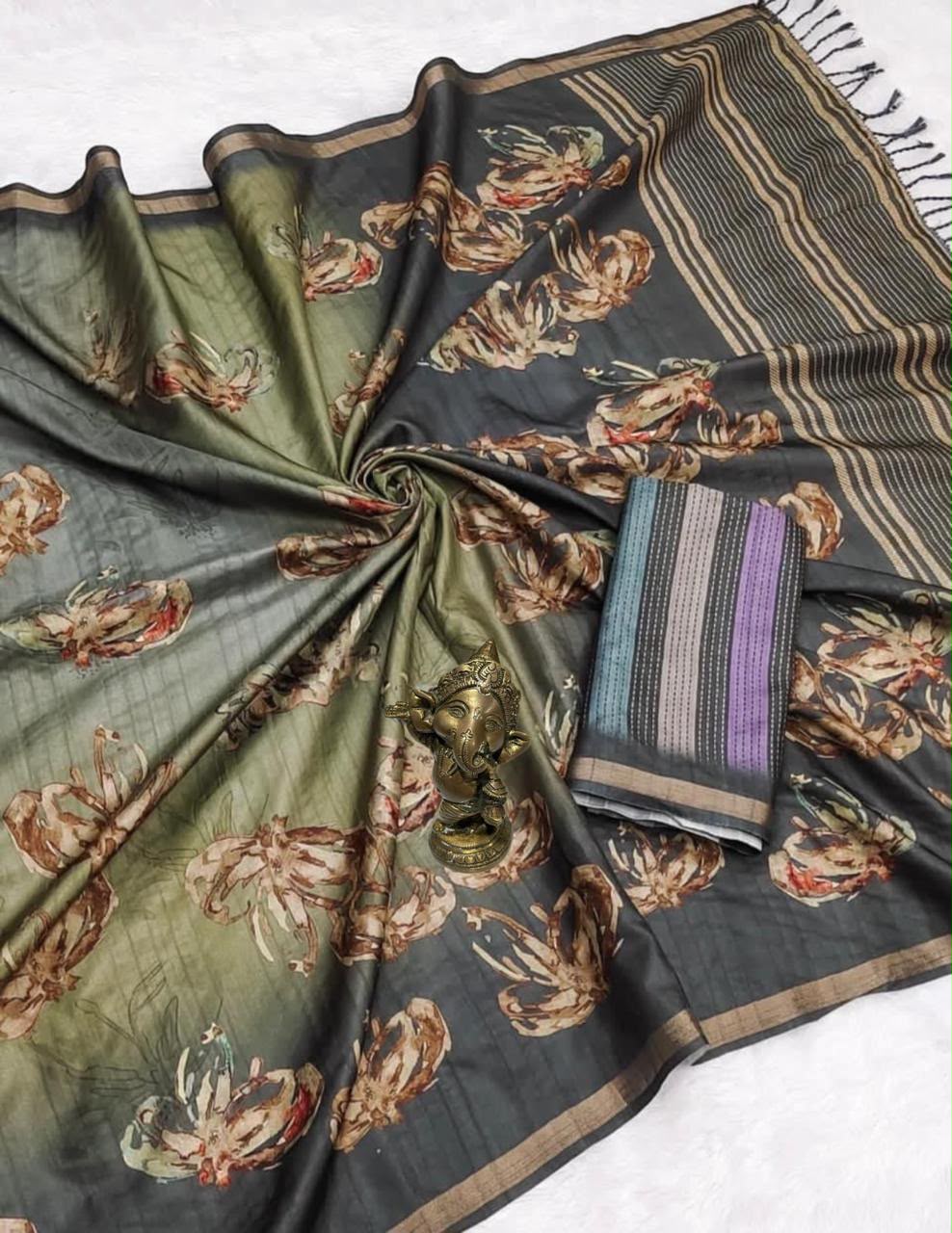 Mauve Purple Tussar Silk Digital Floral Printed Saree
